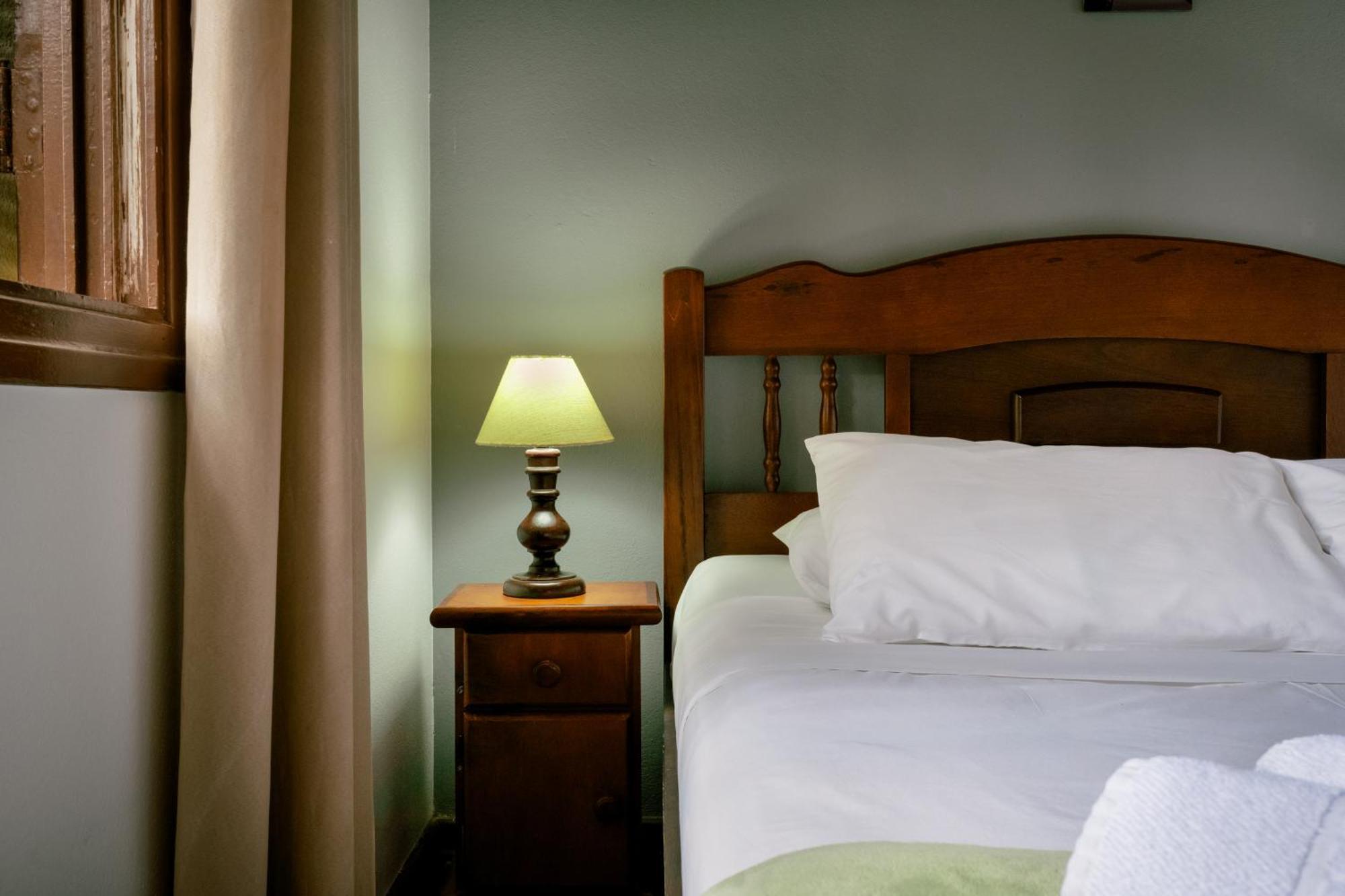 Hotel Velinn Casa De Campos