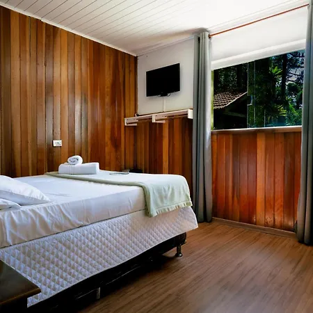 Velinn Pousada Casa De Campos Guest House Campos do Jordão Quarto foto