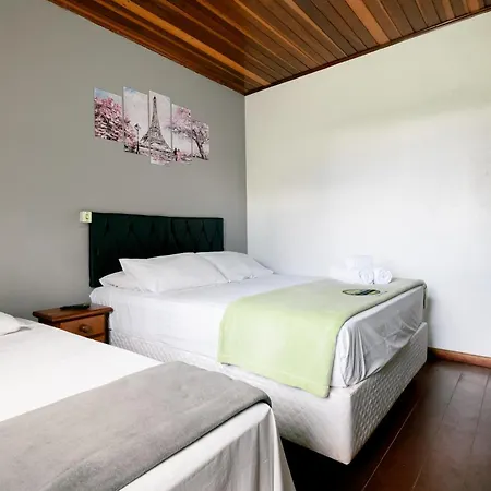 Velinn Pousada Casa De Campos Guest House Campos do Jordão Quarto foto