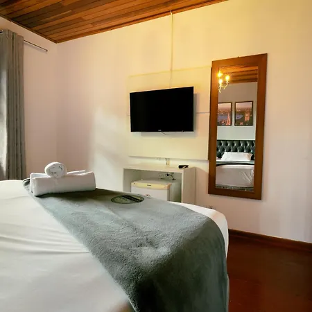 Velinn Pousada Casa De Campos Guest House Campos do Jordão Quarto foto